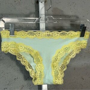#046 Sz L Urban Behavior Blue and Yellow Lace Trimmed Bikini Panties